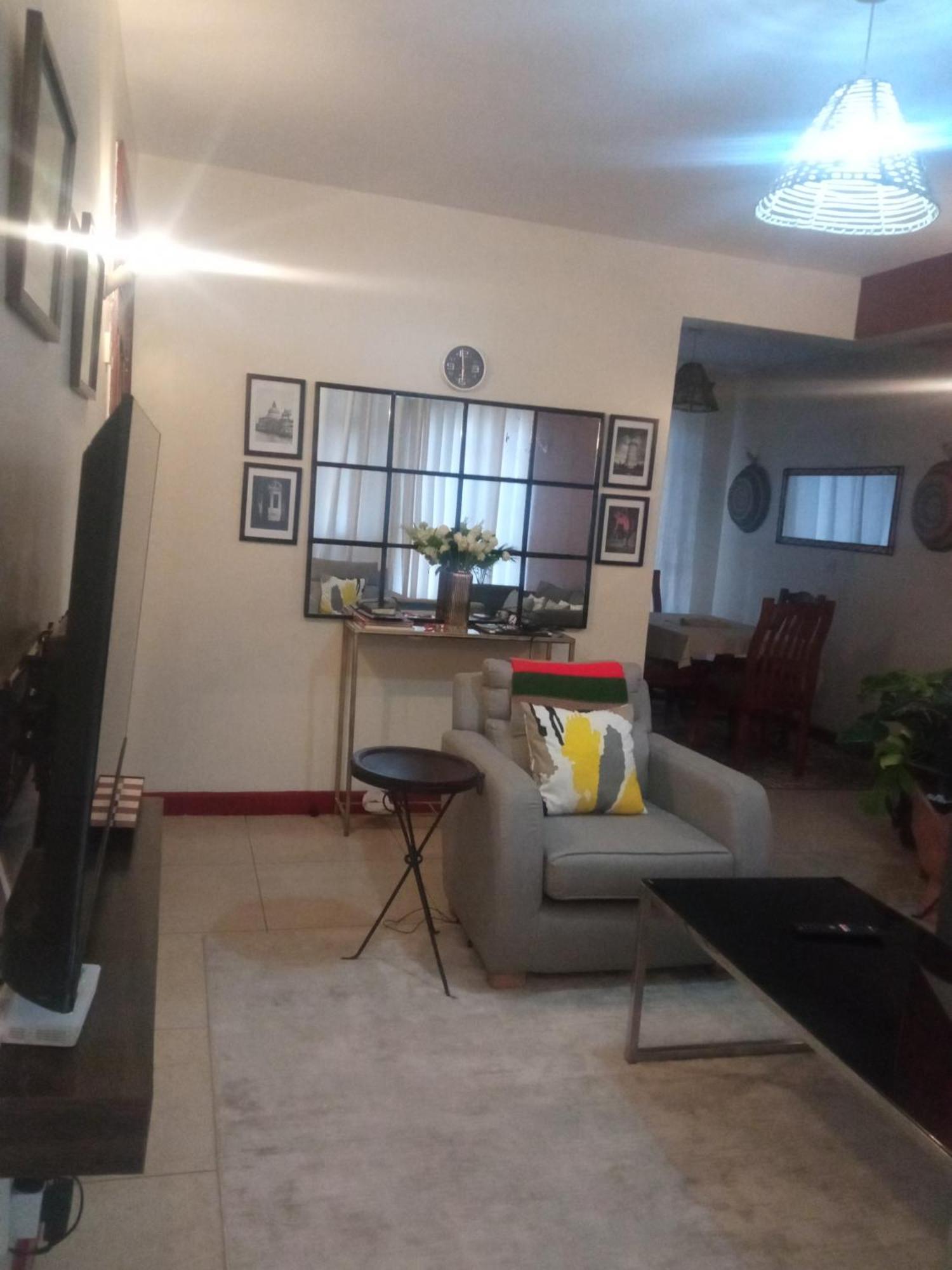 Madini Furnished Apartment 1 Near Jkia Sgr 나이로비 외부 사진
