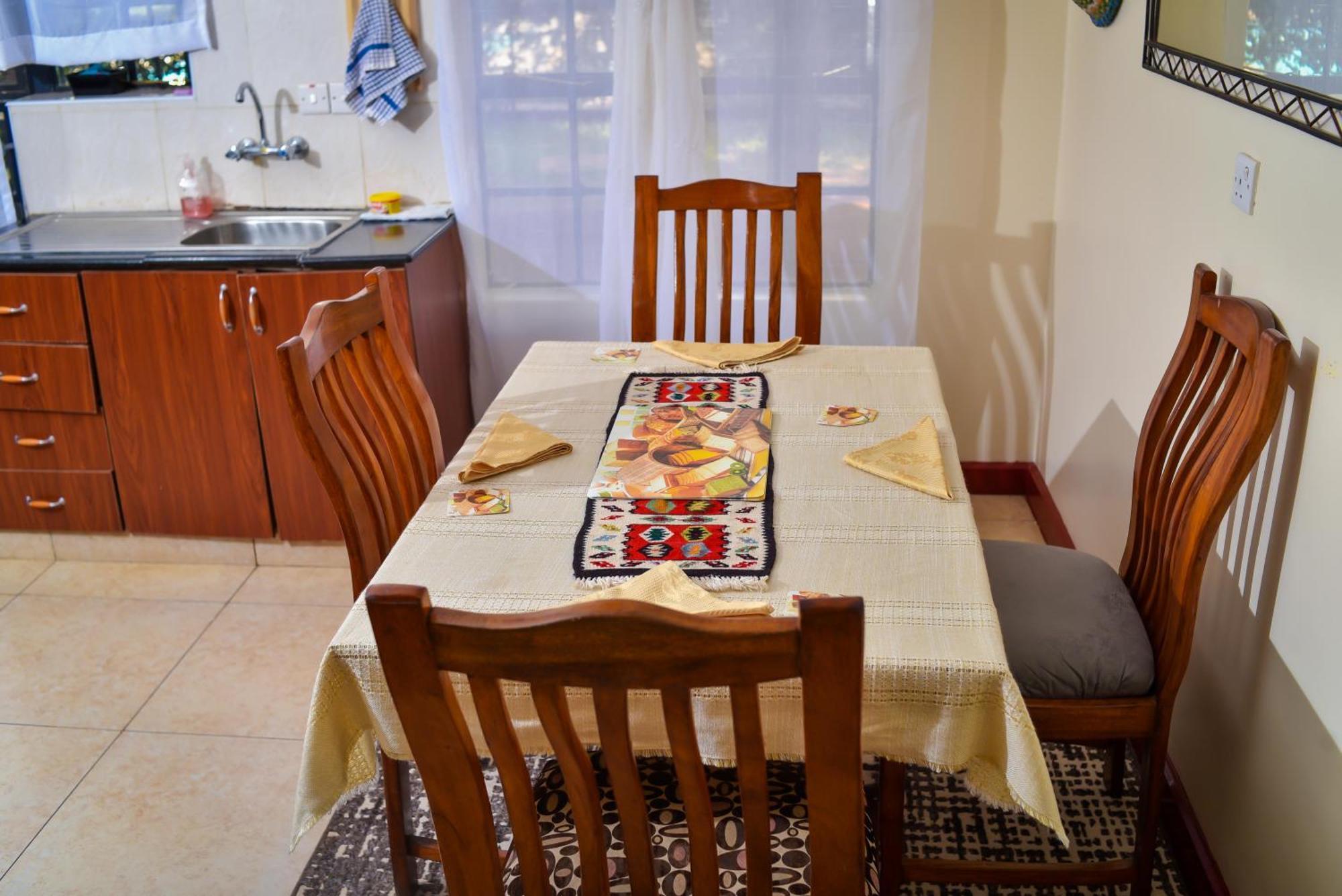 Madini Furnished Apartment 1 Near Jkia Sgr 나이로비 외부 사진