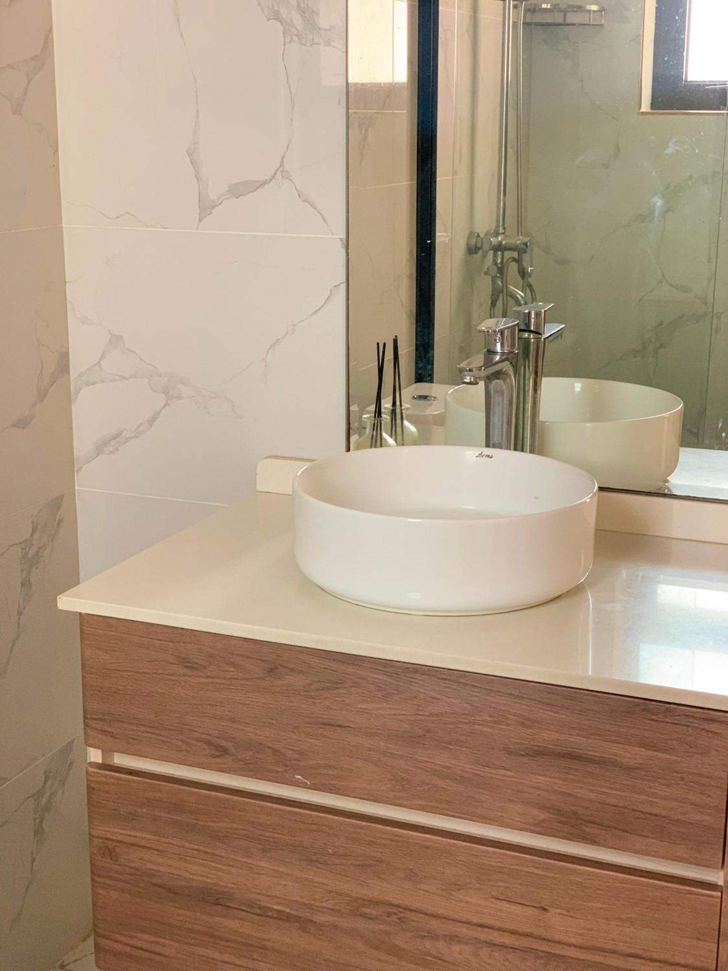Madini Furnished Apartment 1 Near Jkia Sgr 나이로비 외부 사진